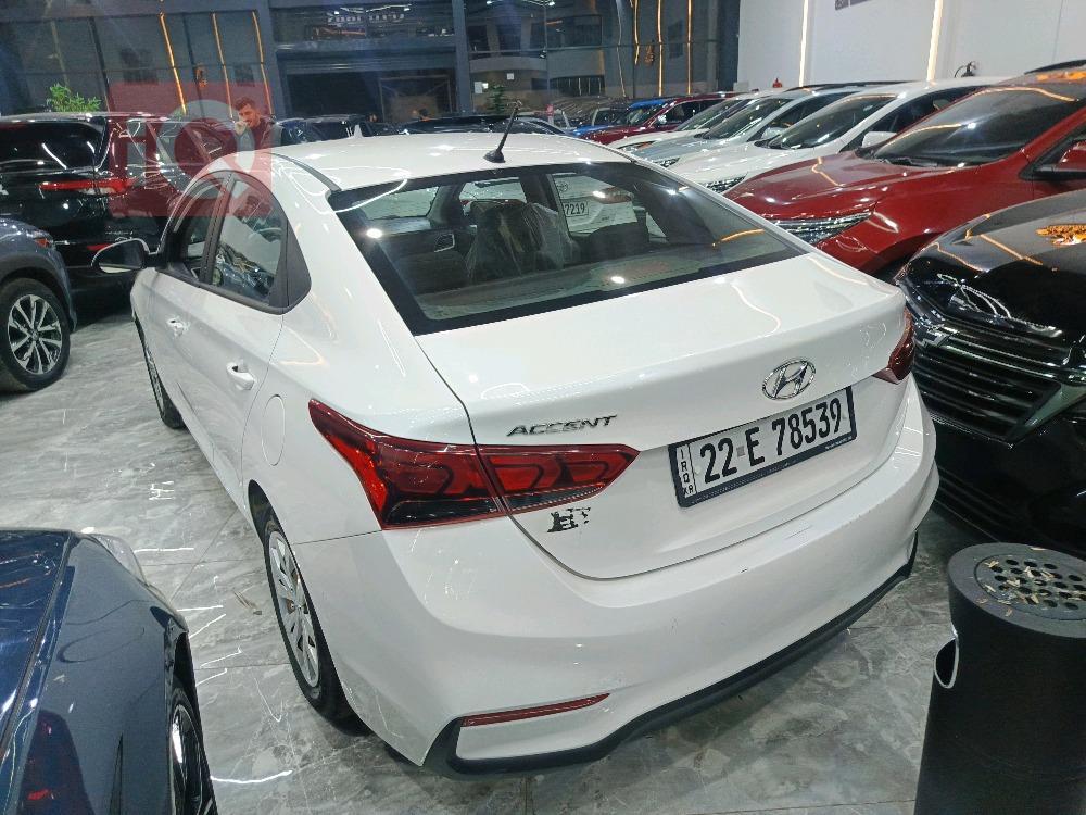 هیوندای ئەکسنت
